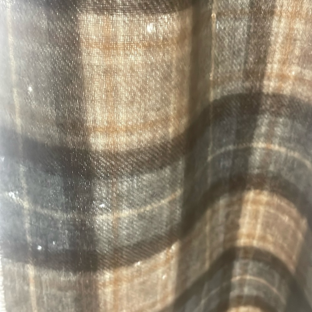 BURBERRYS OF LONDON 100% Cashmere Vintage Scarf With Some Defeats - Picture 8 of 8